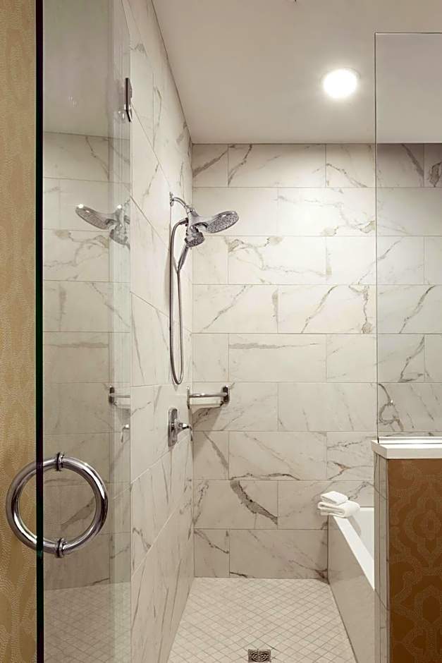 Hotel Saint Louis, Autograph Collection by Marriott