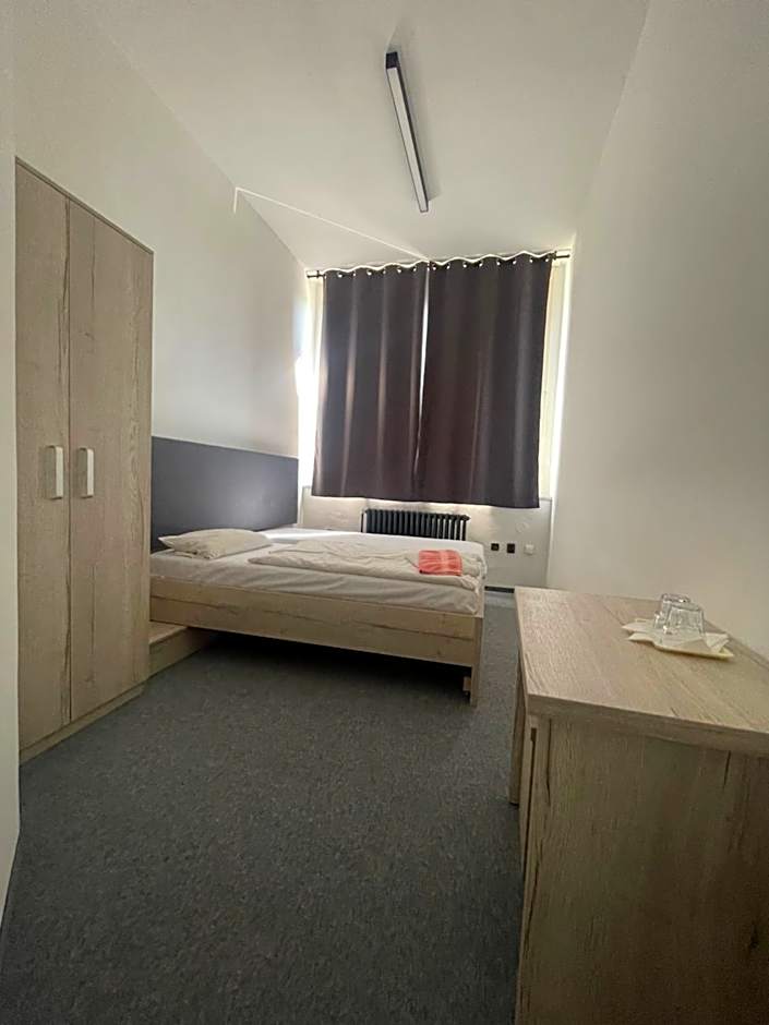 Hotel Stadion Hradec Králové