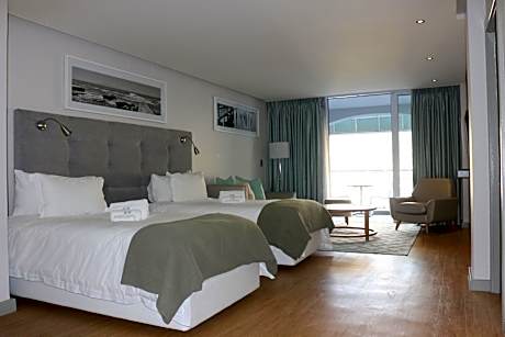 Standard Twin Room Seaview