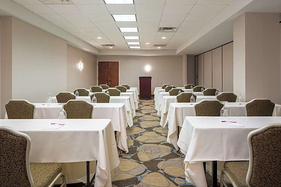 Crowne Plaza Memphis Downtown By IHG