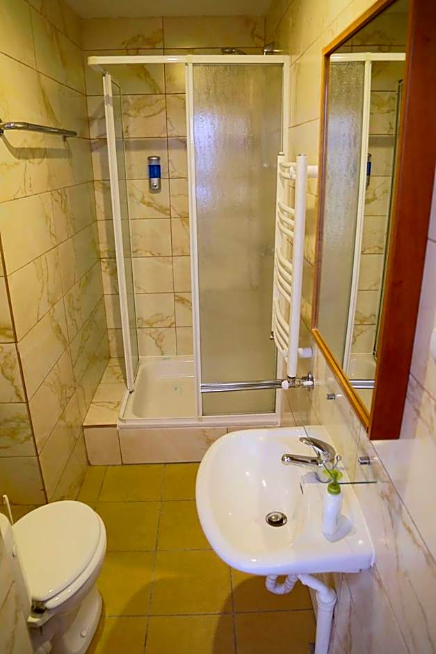 WIlla Maksymilian Bed and Breakfast