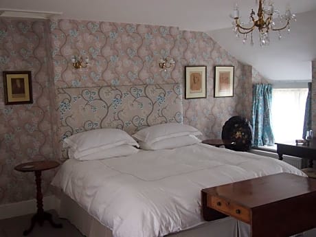 Clare Cottage