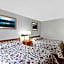 Super 8 by Wyndham Lake George/Warrensburg Area