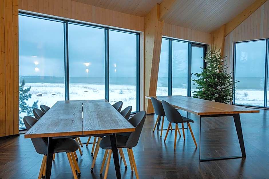 Tulivee Villa