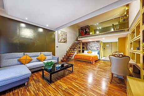 Deluxe Duplex Twin Room