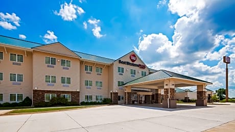 Best Western Plus Green Mill Village Hotel & Suites