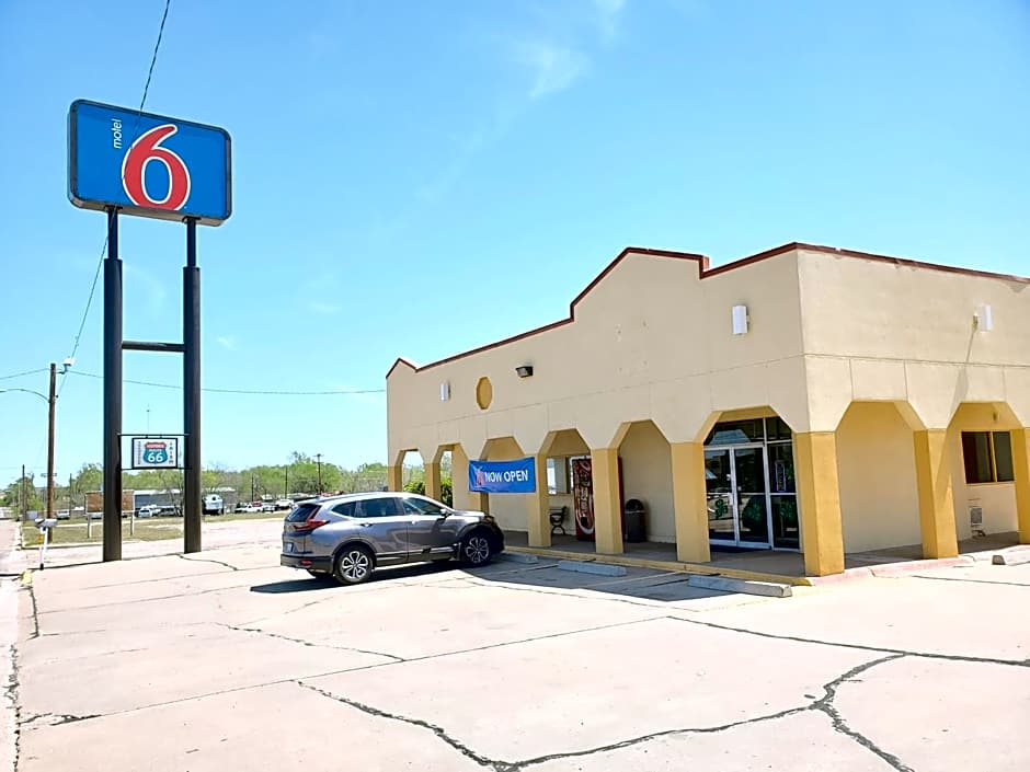 Motel 6 Shamrock, TX