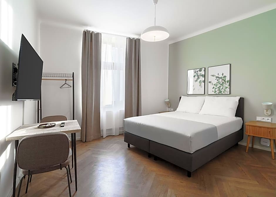 limehome Prague Halkova