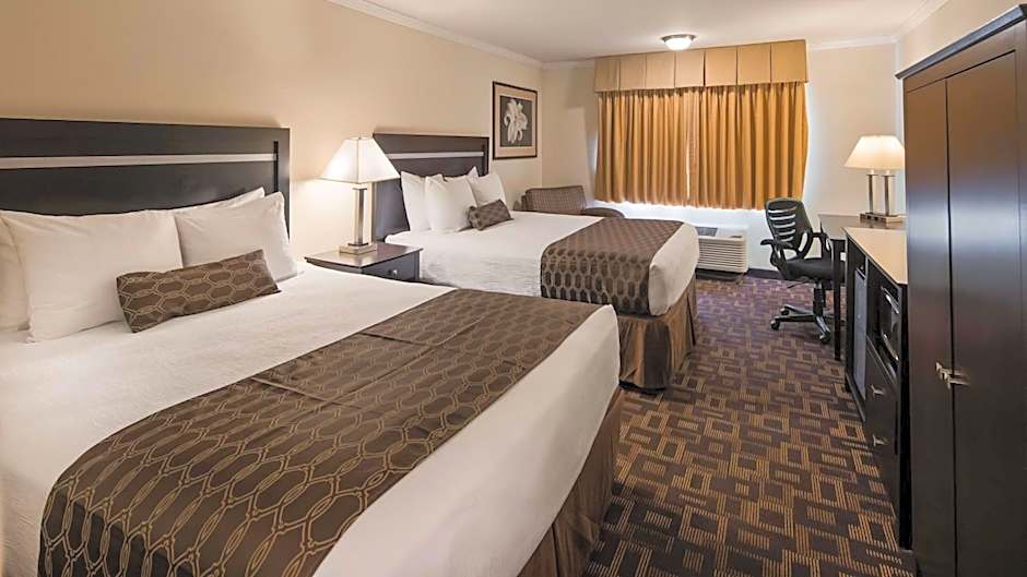 Best Western Plus Inn Of Hayward