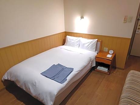 Double Room with Small Double Bed - Smoking