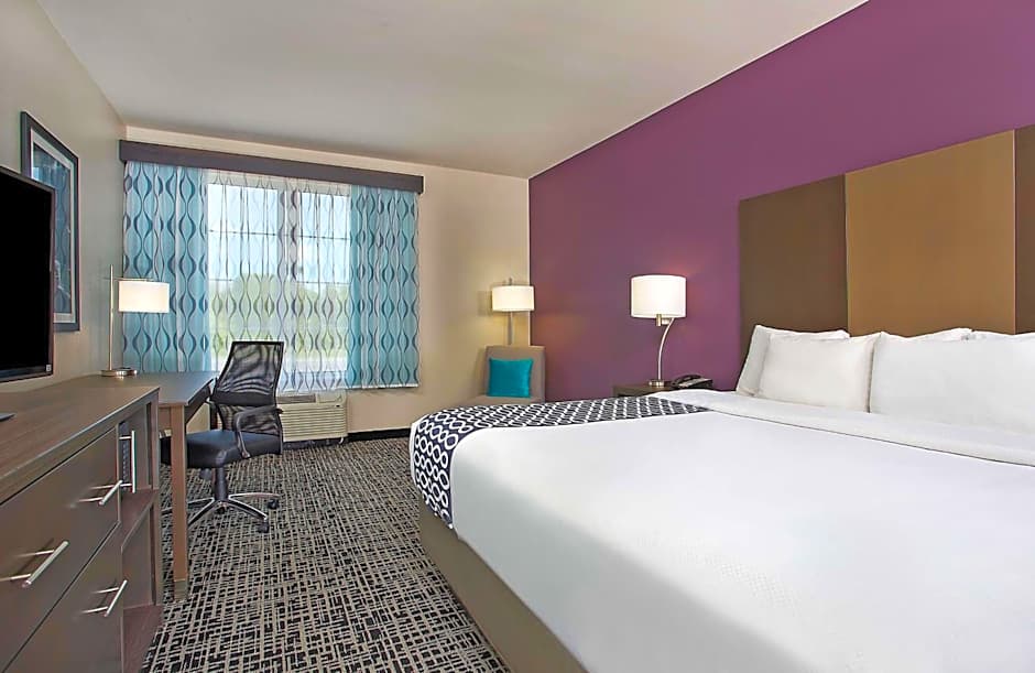 La Quinta Inn & Suites by Wyndham Chattanooga - Lookout Mtn