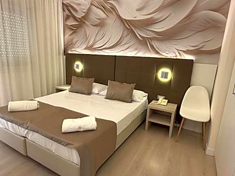 Hotel Eros