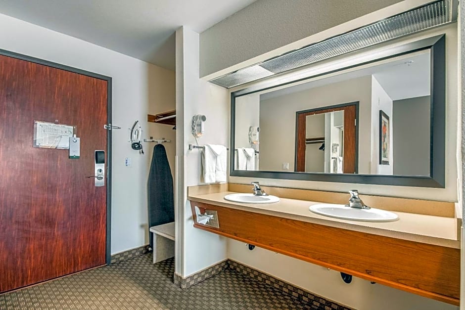 Quality Inn East  Gresham – Gresham, OR