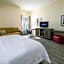 Hampton Inn By Hilton Waterville