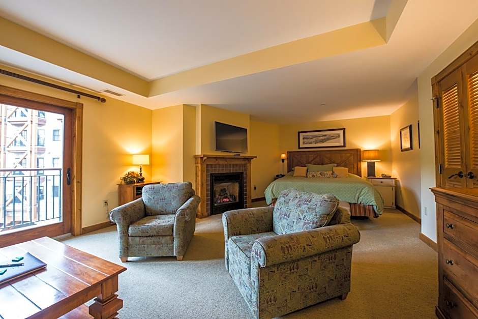 The Lodge at Mountaineer Square, A Vail Resorts Property