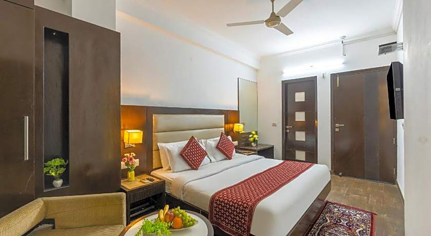 Chanchal Continental Hotel