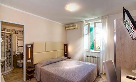 Economy Double Room