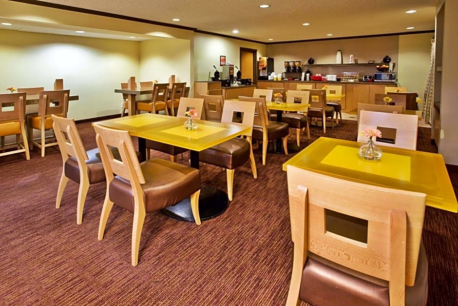 La Quinta by Wyndham Columbus State University