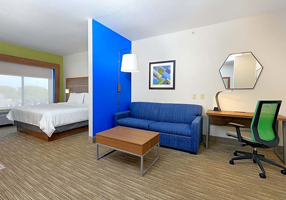 Holiday Inn Express & Suites Austin - Round Rock