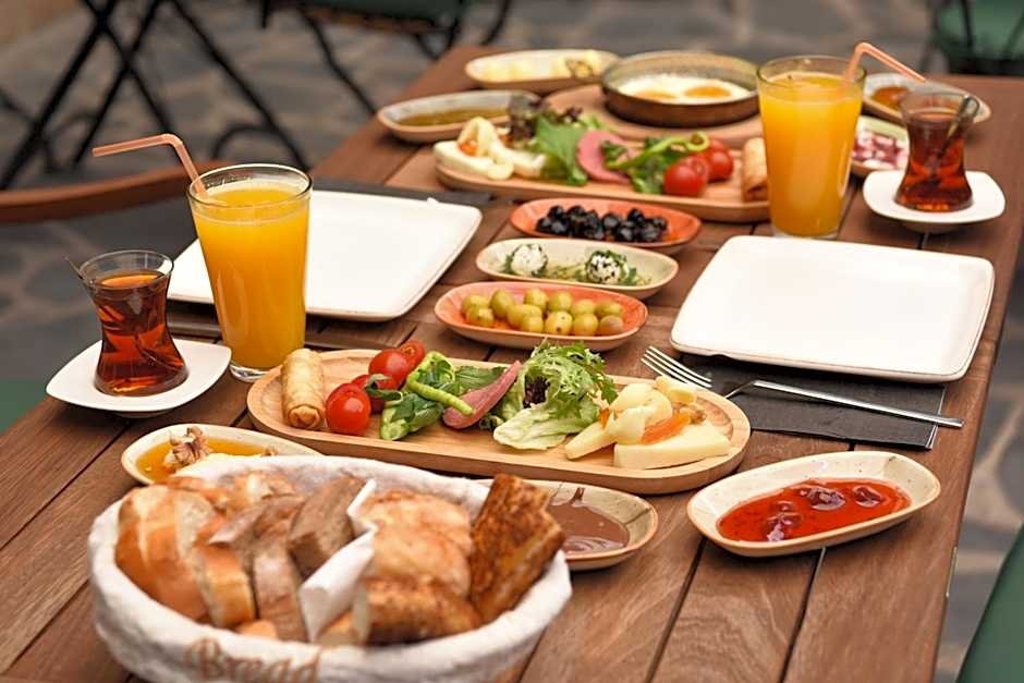 L'agora Old Town Hotel & Bazaar