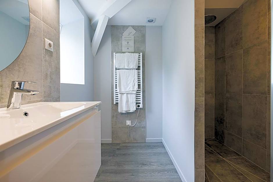 Le Trèfle à Quatre Feuilles