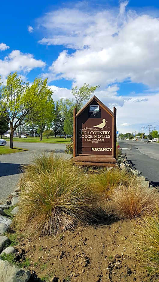 High Country Lodge, Motels & Backpackers