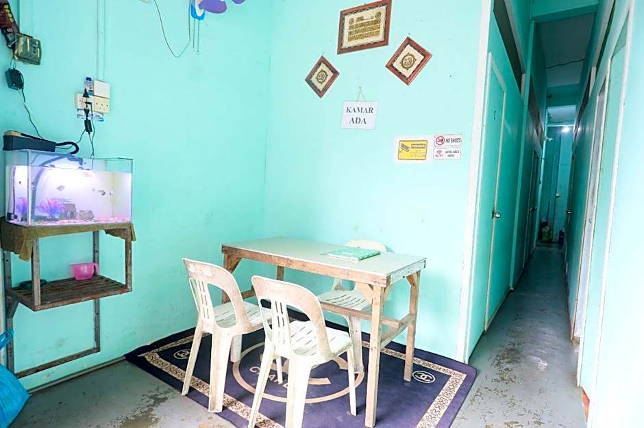 Hotel O Penginapan ReniNearMall Nagoya Hill