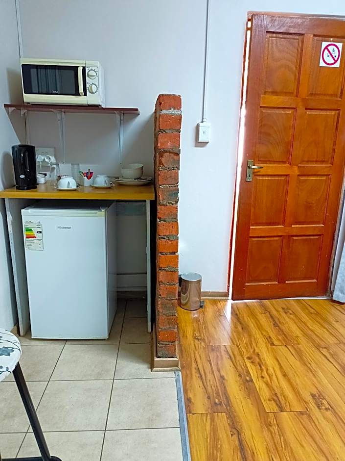 21 On Coetzee Guest House