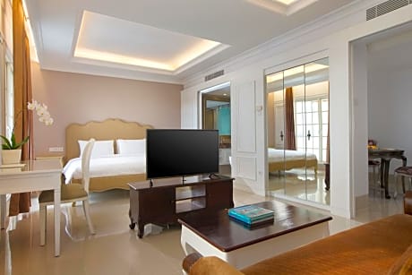 Suite King Room
