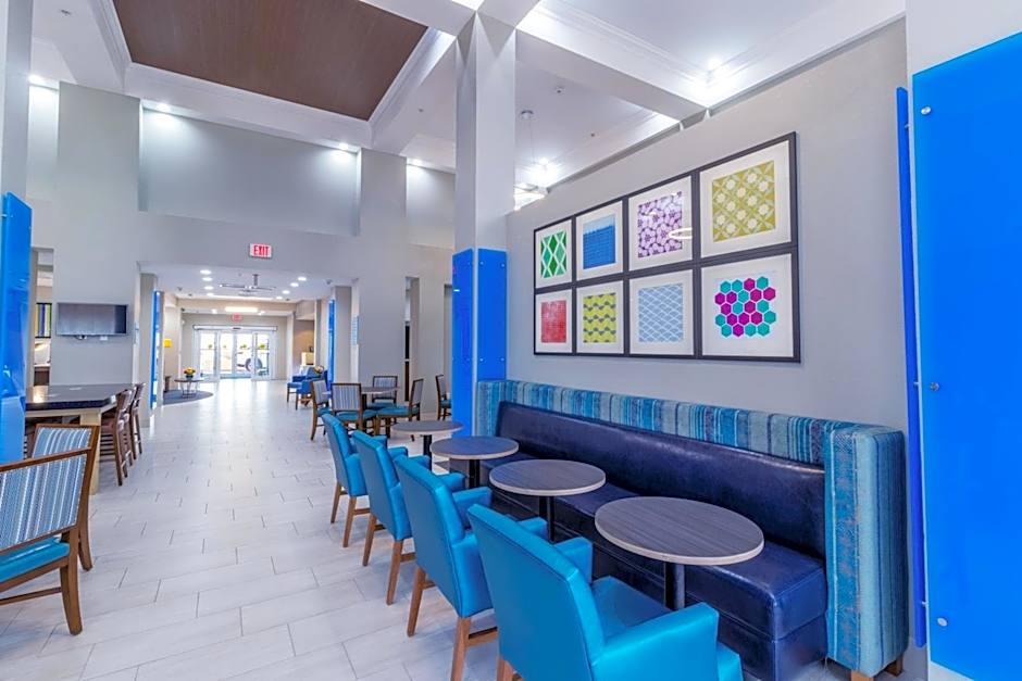 Holiday Inn Express Hotel & Suites Crestview South I-10 By IHG