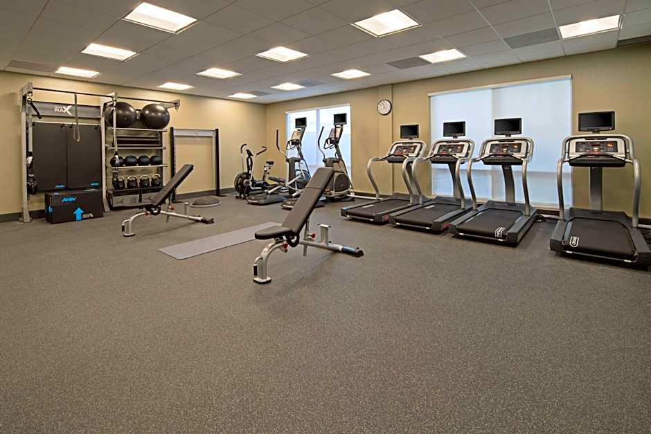 Hampton Inn By Hilton & Suites Gilroy, CA