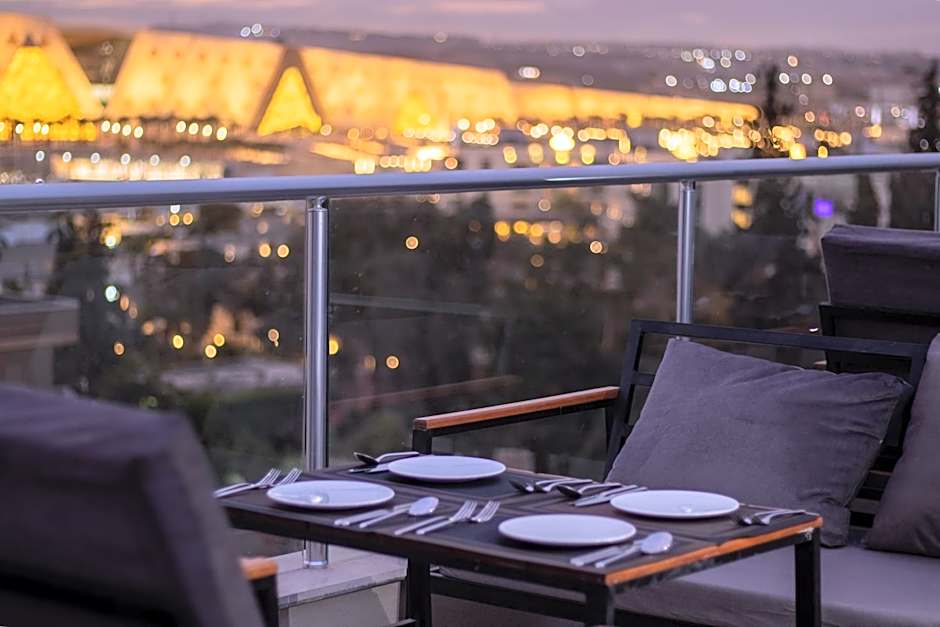 Saray Pyramids & Museum View Hotel