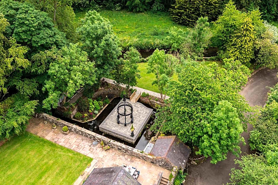 Dunadry Hotel And Gardens