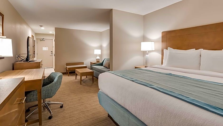 Best Western Plus Desoto