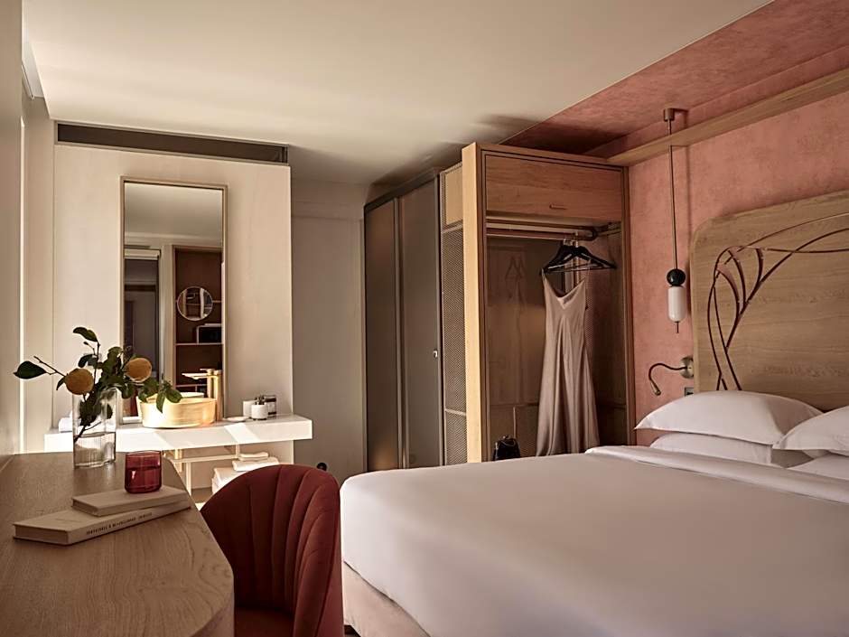 Domus Blanc Boutique Hotel