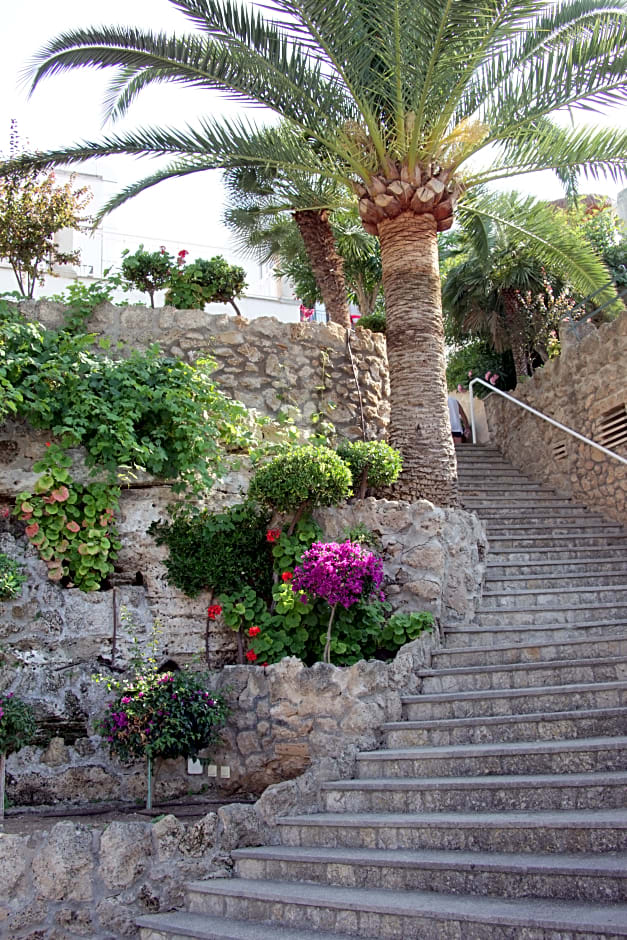 Hotel y Apartamentos Casablanca