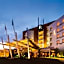 Renaissance by Marriott Boston Patriot Place Hotel