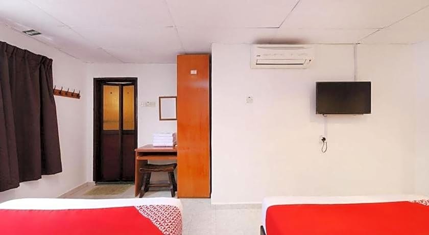 Hotel O Azimaju Guesthouse