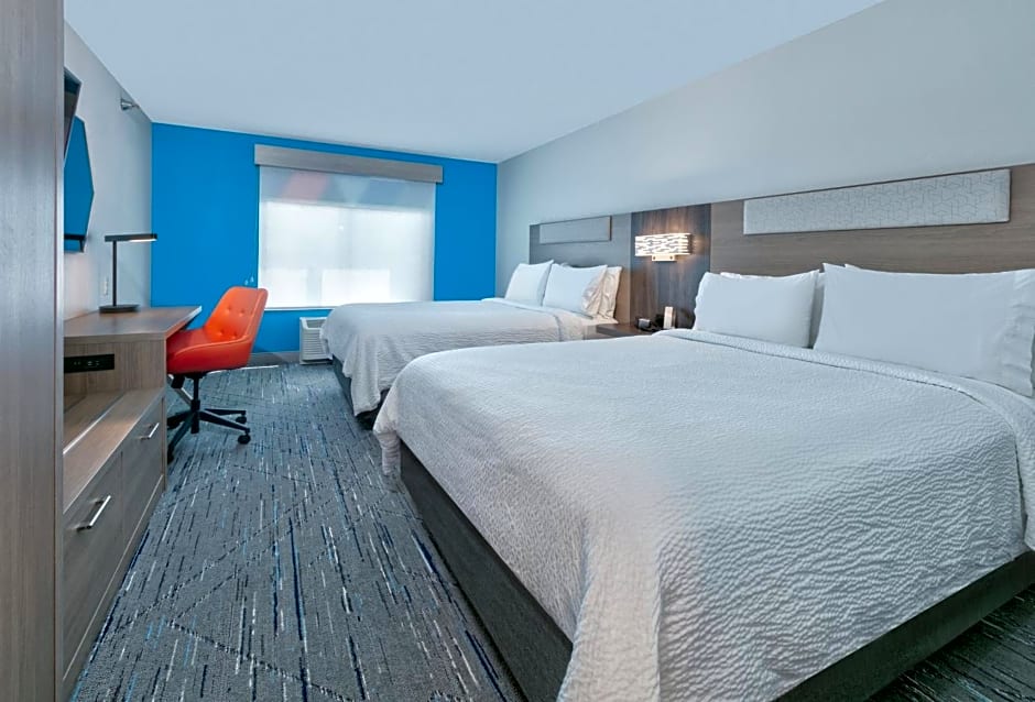 Holiday Inn Express Hotel & Suites Shakopee By IHG