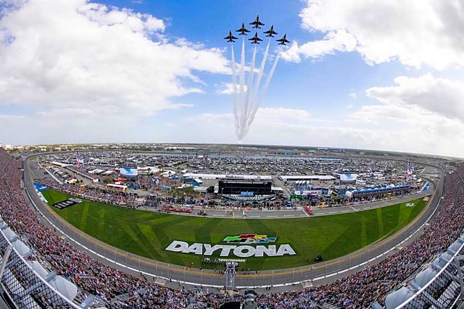 I Need A Vacay Now! Remodeled Studio