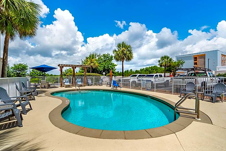 Comfort Inn & Suites Crestview
