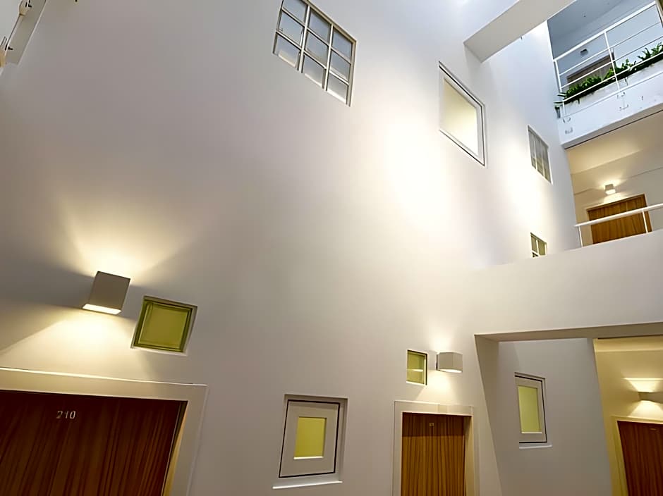 OwlStay Flip Flop Hostel Garden