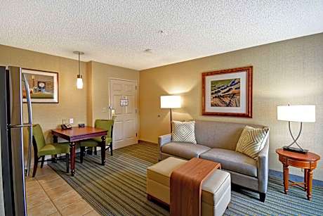 2 Double Beds Premium 1 Bedroom Suite Nonsmok