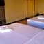 Travelite Hotel Legarda
