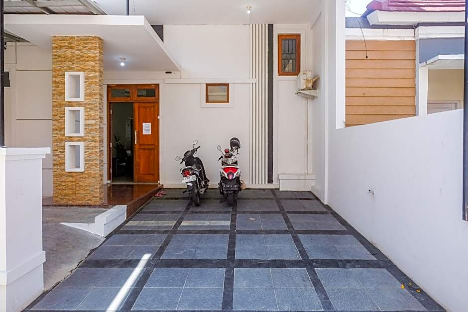 RedDoorz near Majapahit Semarang