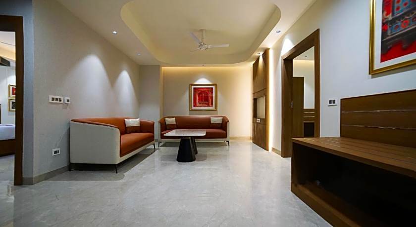 Wingston A Treehouse Hotel - Mathura