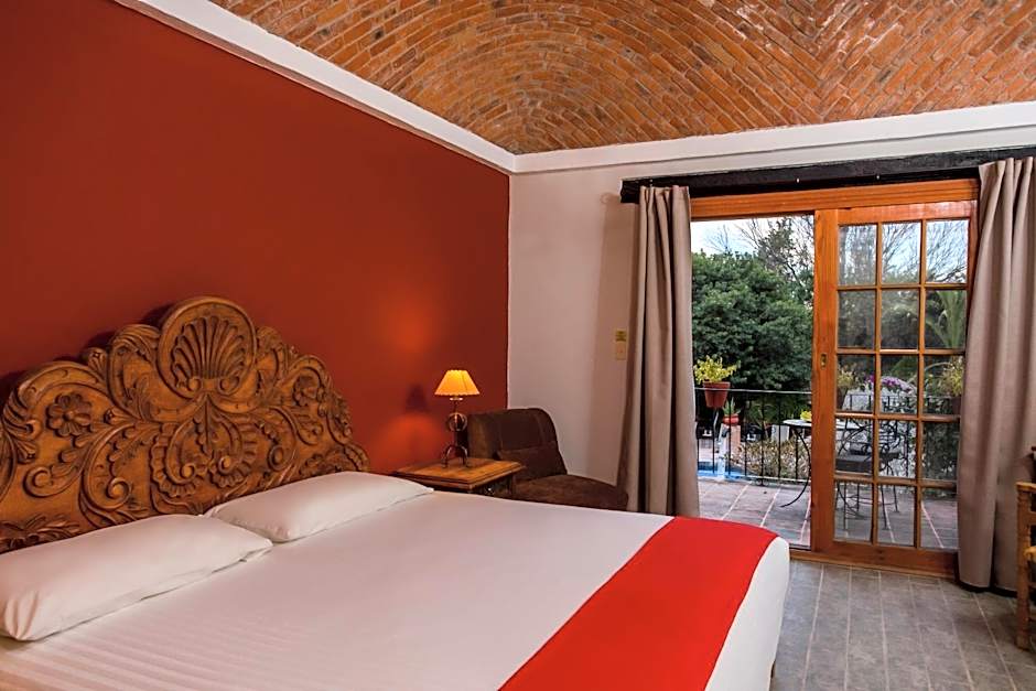 Atotonilco Hotel & Club