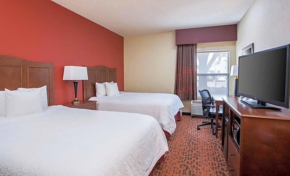 Hampton Inn By Hilton Shawnee