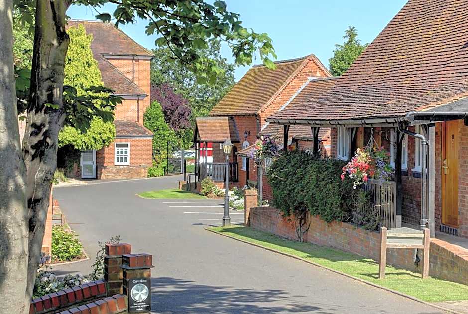 Best Western Plus Windmill Village Hotel