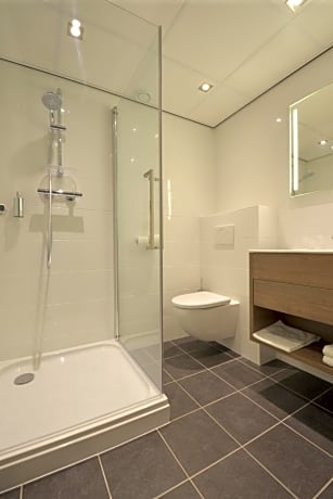 Deluxe Double Room with Shower